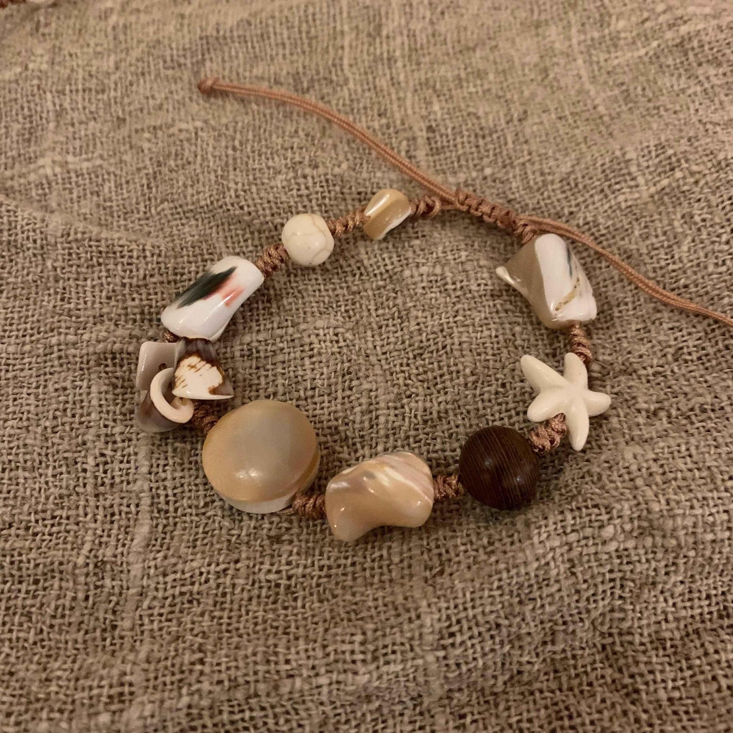 Handmade natural stone shell necklace and bracelet leisure