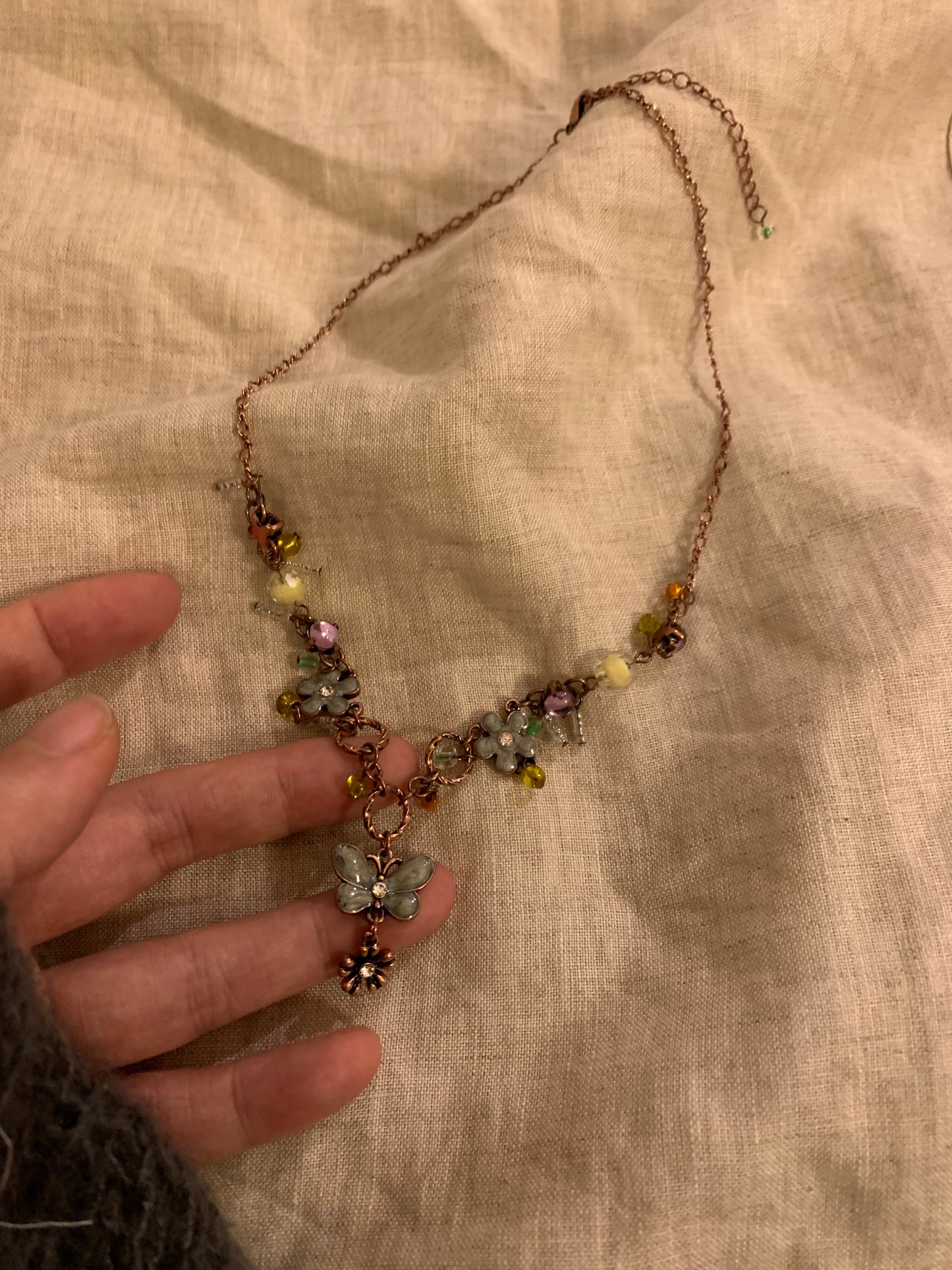 110010-Vintage Butterfly necklace flowers