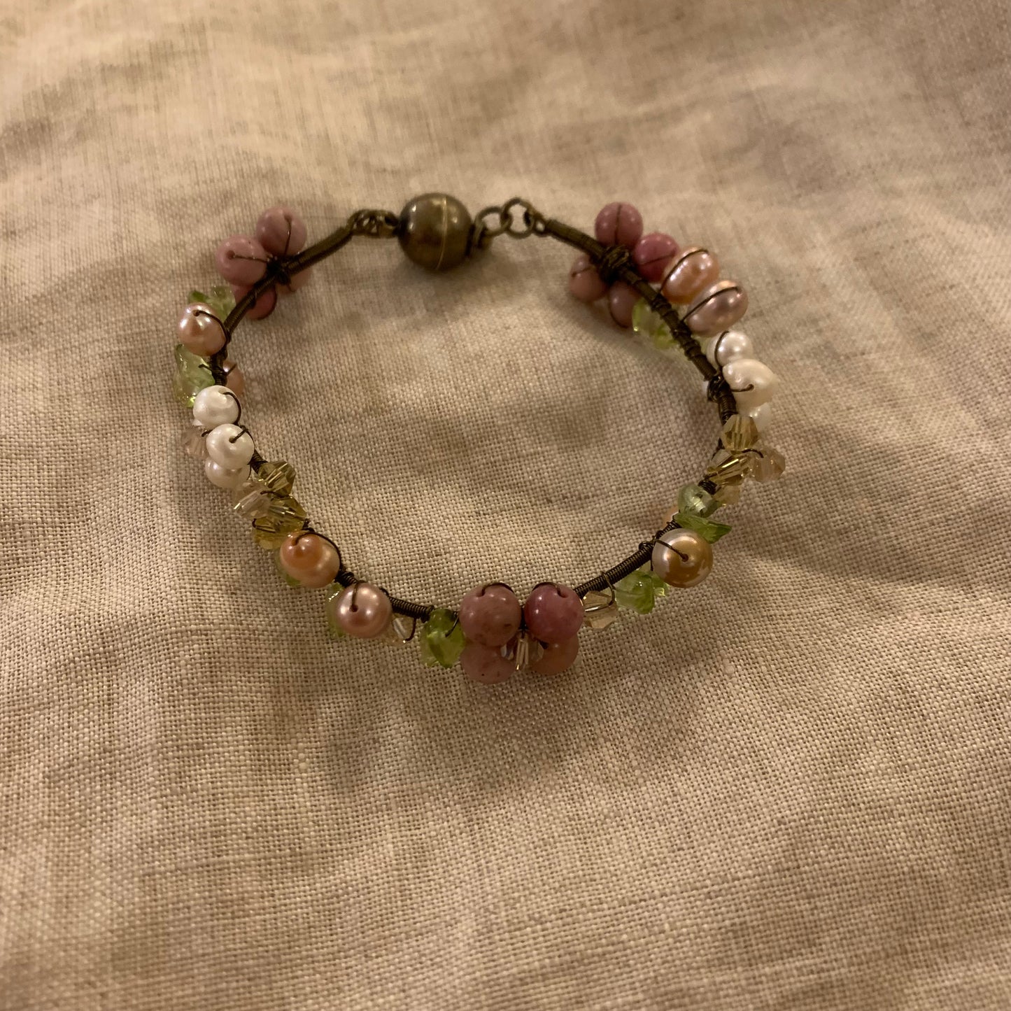 Natural pearl and crystal hand-woven craftsmanship Good luck is coming - Belle Jewelry