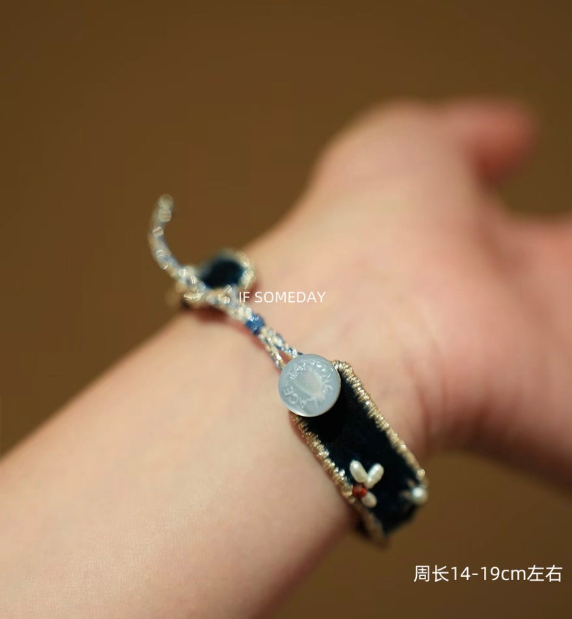 Natural pearl hand-embroidered bracelet wrist 14-19cm