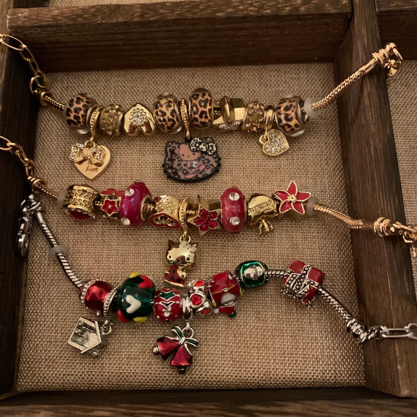 260212-New design of leopard print Kitty Pandora style bracelet