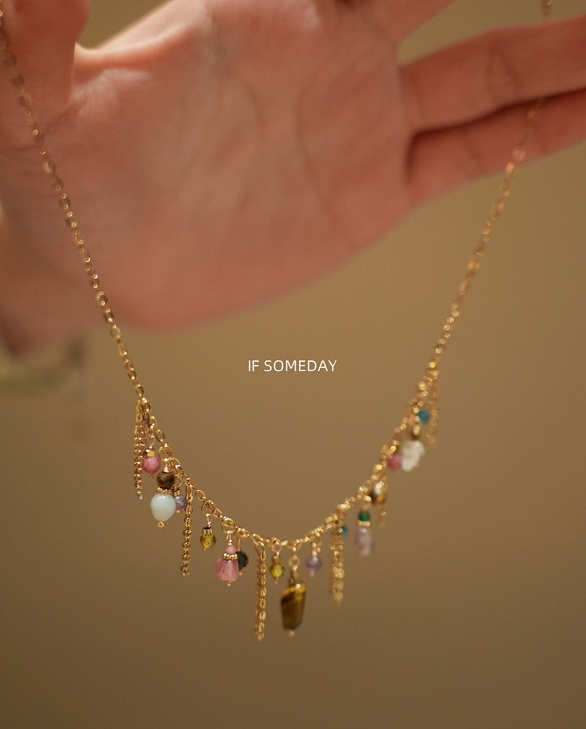 000214-Colored natural stone titanium steel chain bracelet and necklace set Original and unique designs