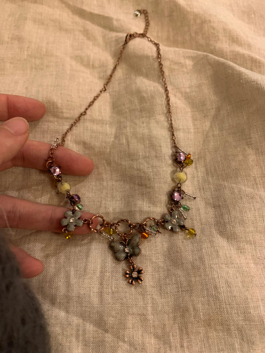 110010-Vintage Butterfly necklace flowers