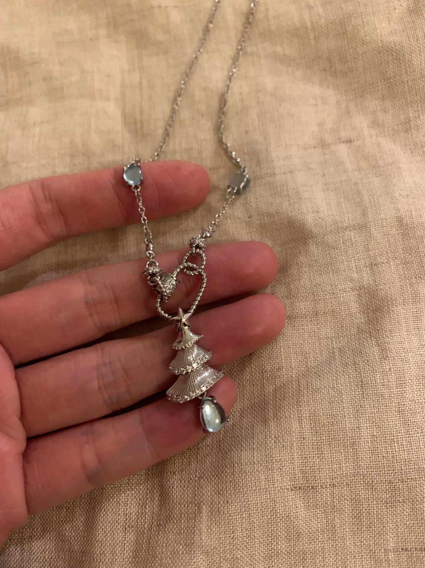 2025 Christmas Necklace Made of Natural Crystal