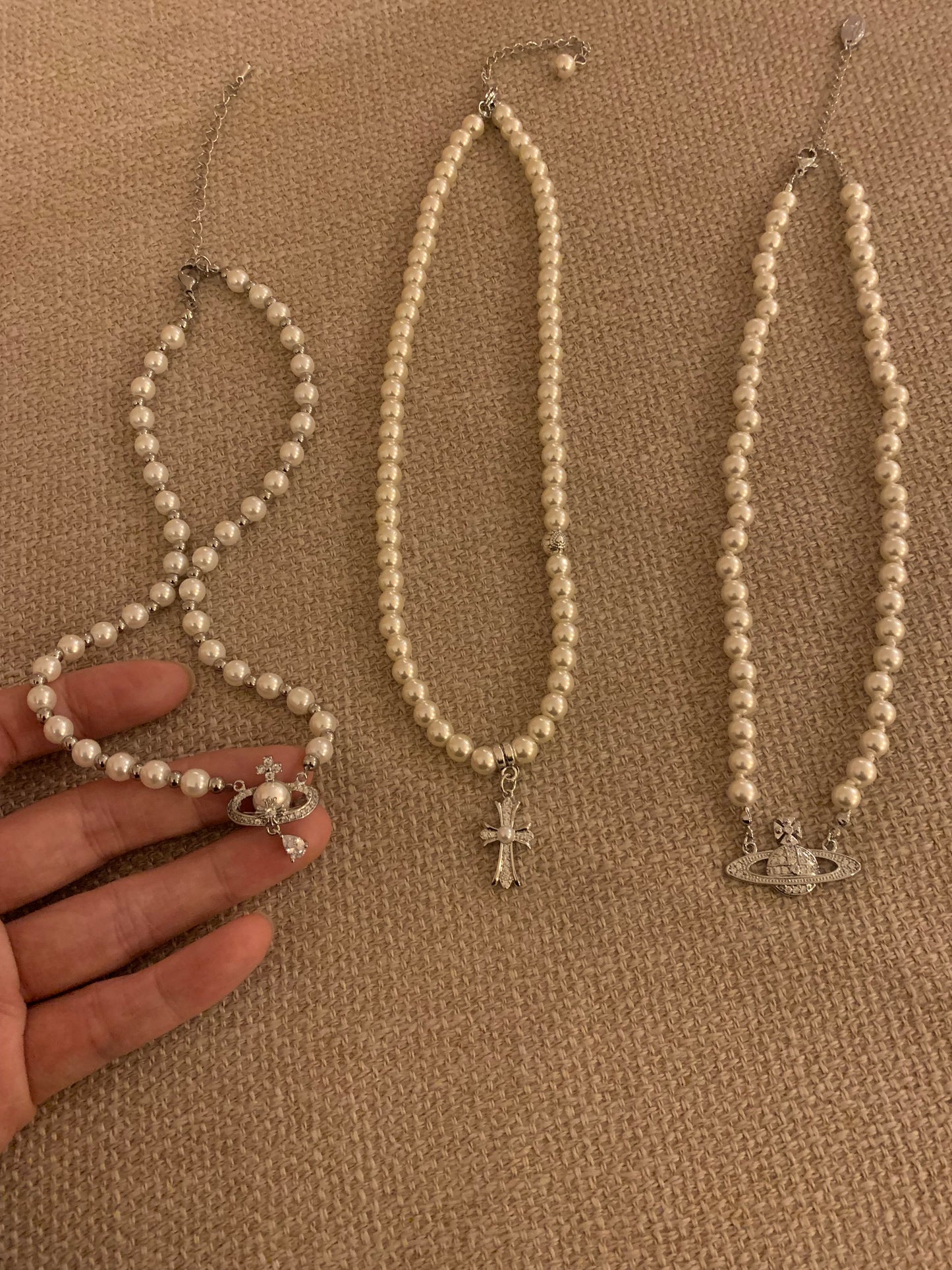 100029-High-quality imitation pearl planet necklace with cross pendant, plated with real gold and with high color retention