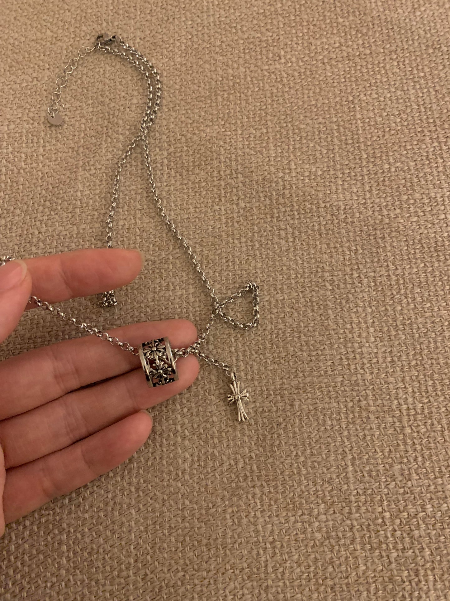 100005-Vintage design love cube alloy necklace Chorome style