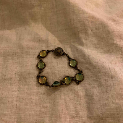 Vintage glass bracelet heavy metal design