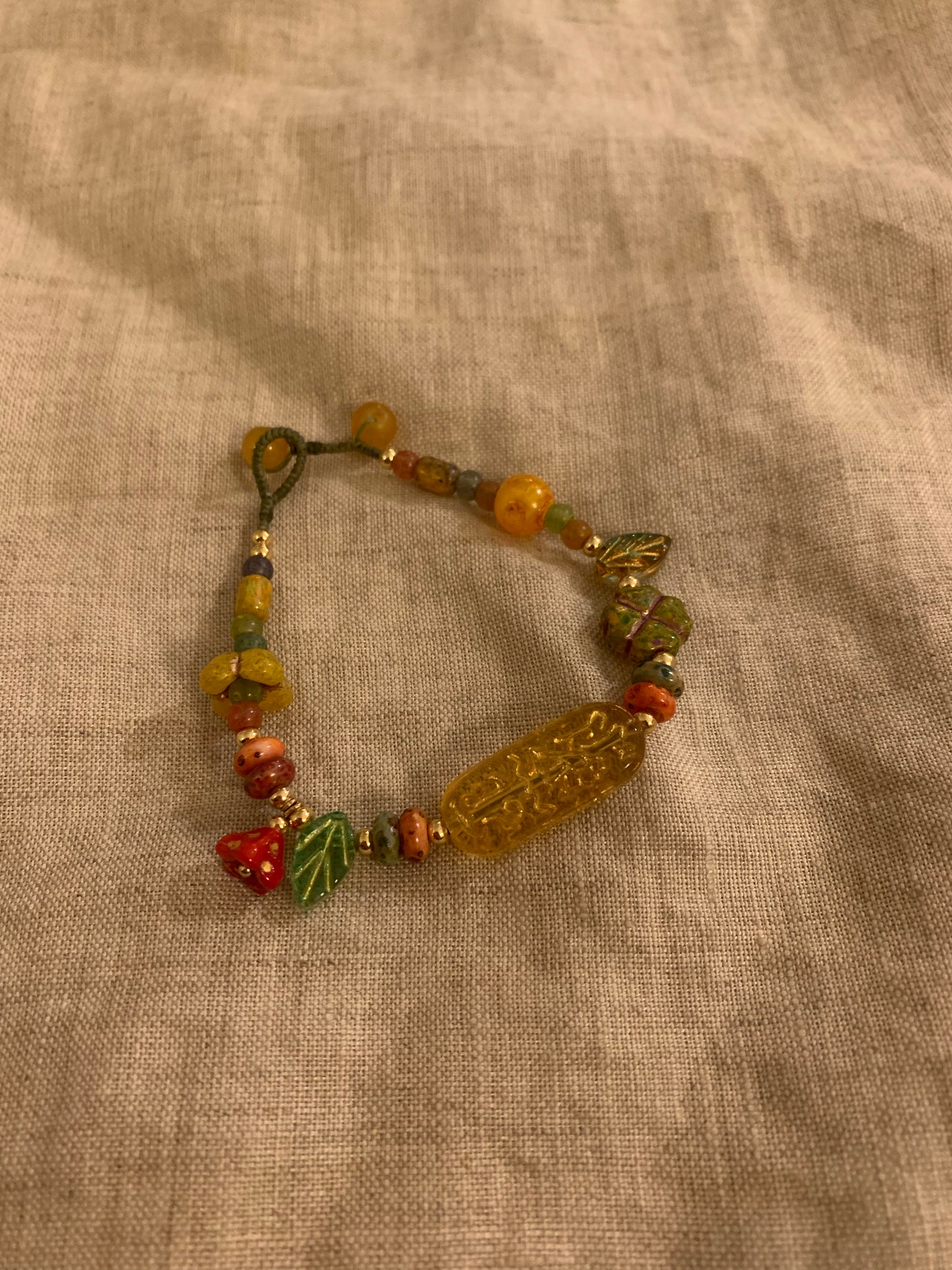 100020-Handmade bracelets Chinese style handcrafted bracelets