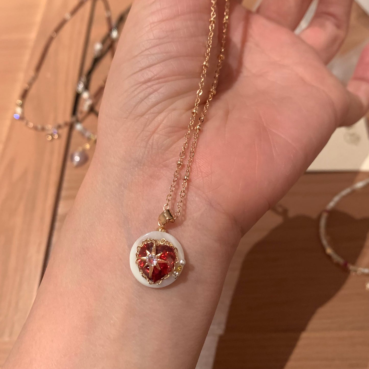 100110-Handmade natural stone beaded necklace, niche and elegant style, suitable for everyday wear