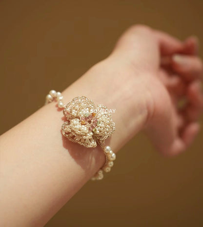 Camellia pearl bracelet, hand-woven technique, classic and elegant 13-16cm wrist