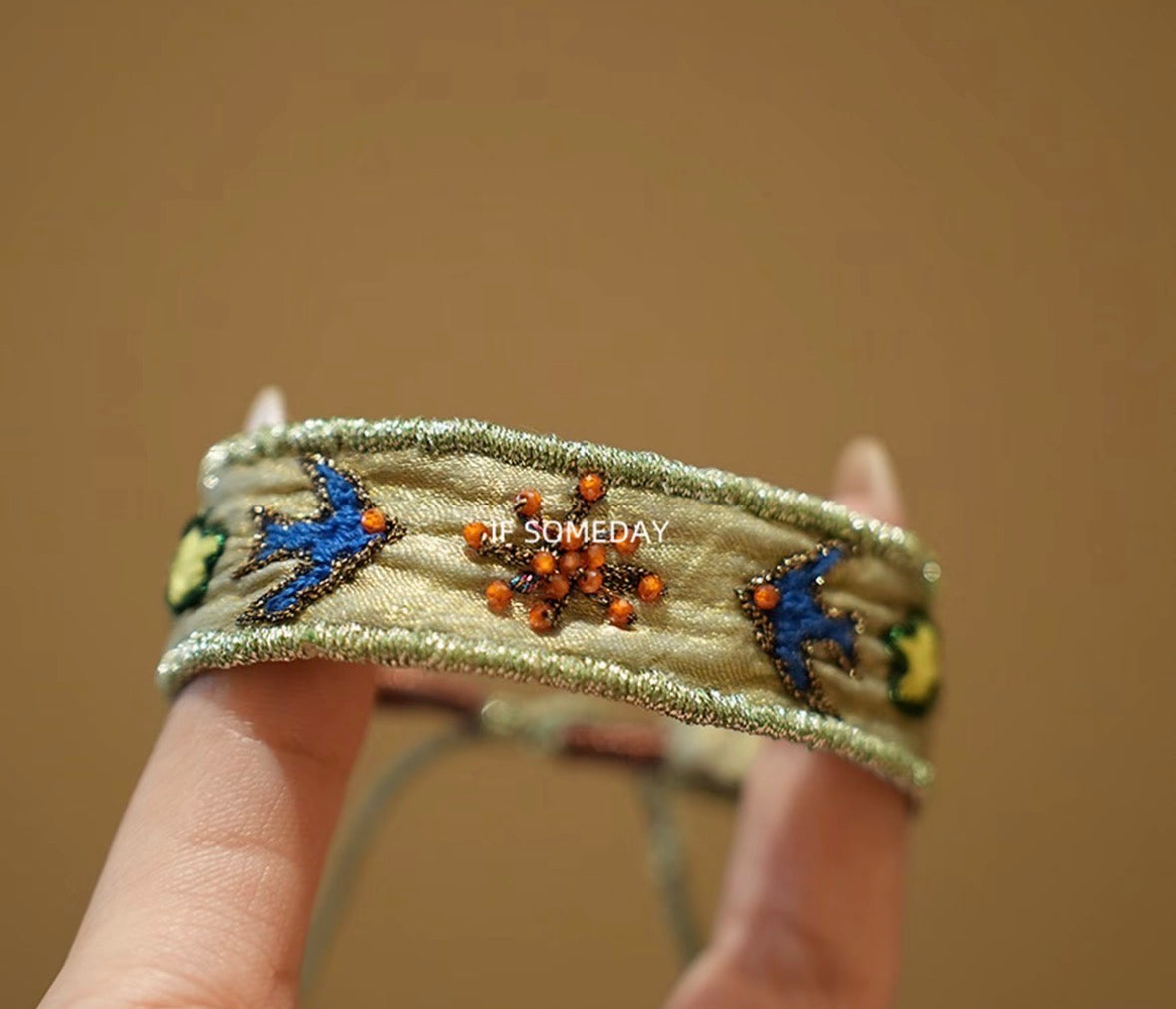 French vintage niche embroidered handmade bracelet Swallow pattern
