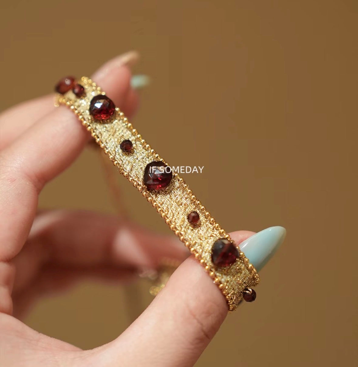 High-quality garnet handmade bracelet with imported ribbon wrist 14-18cm wrist