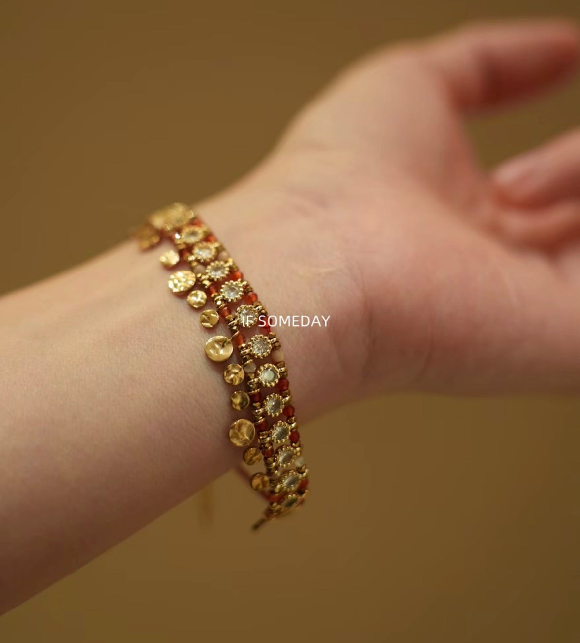 Red hammered titanium steel bracelet