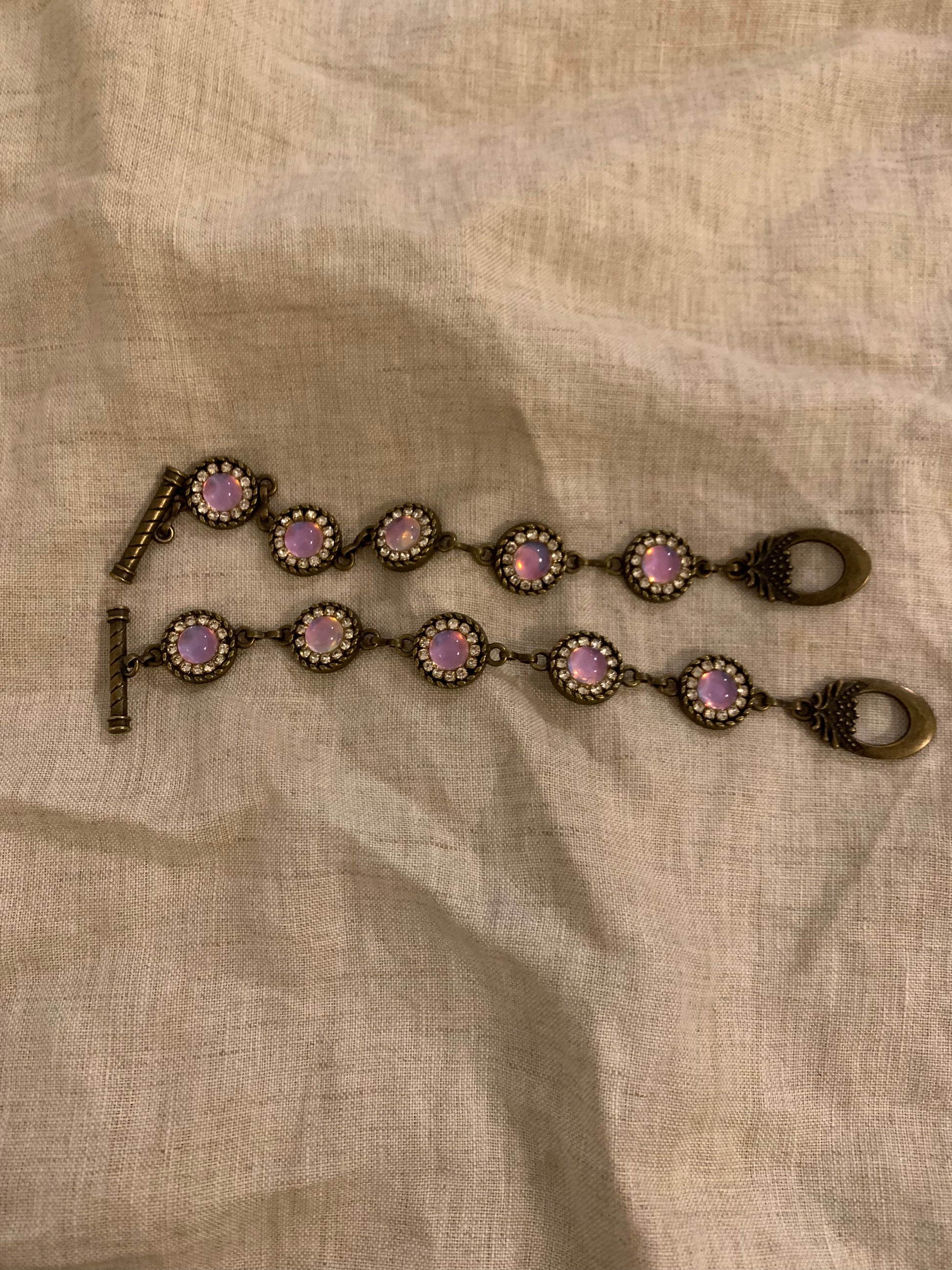 Exotic accessories Vintage bracelets retro style - Belle Jewelry 