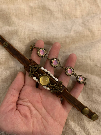 Exotic accessories Vintage bracelets retro style - Belle Jewelry 