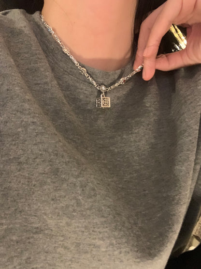 Vintage design love cube alloy necklace - Belle Jewelry 