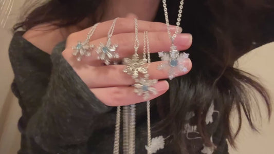 10003-Snowflake necklace natural stone